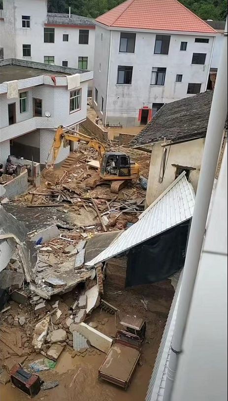 房产放水怎么办